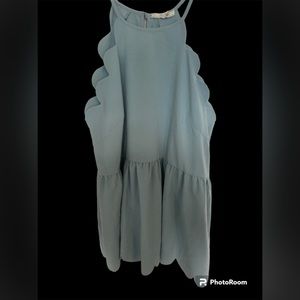 Beautiful scalloped tank